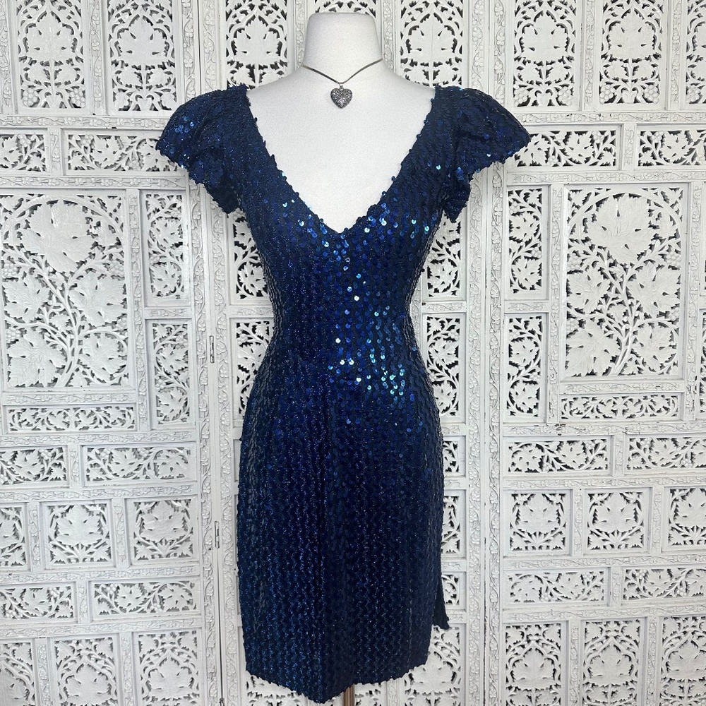 Vintage 80's‎ Blue Sequin Fairycore Strong Shoulder Fitted Cocktail Formal Dress